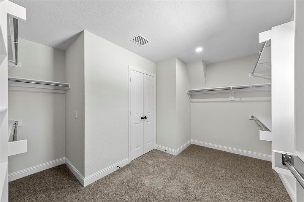 High Meadow Est, Ph II - Residential