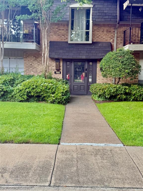 El Camino Real Condo - Residential
