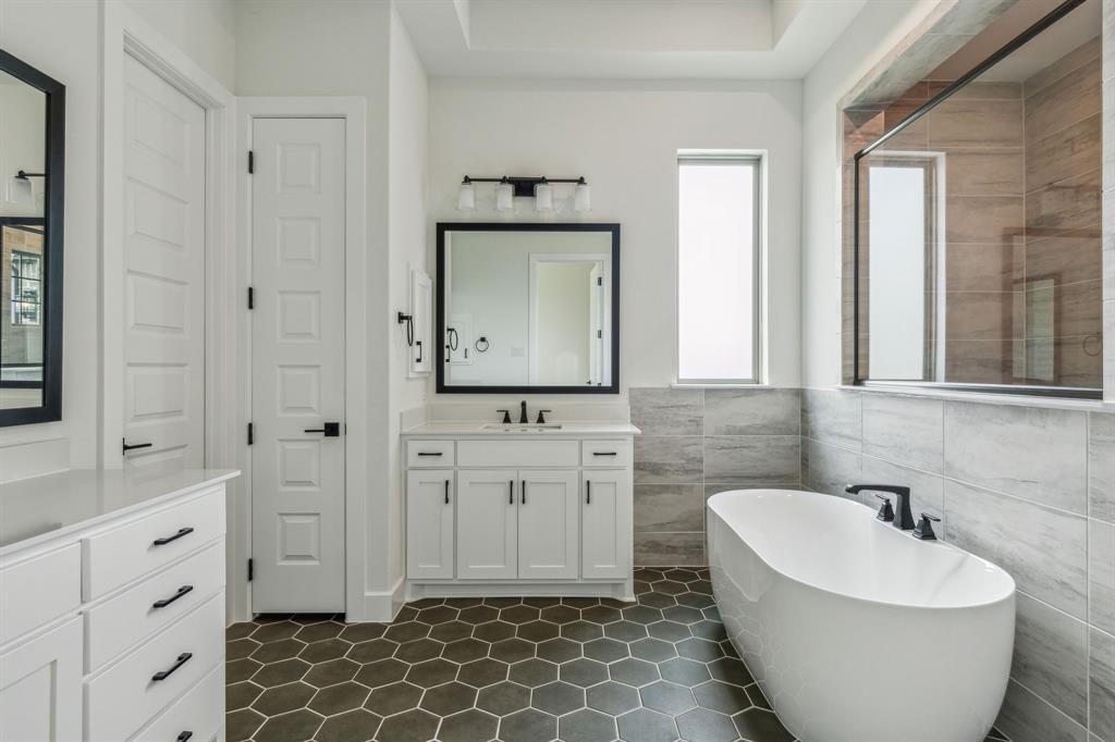 Lakeway Estates - Residential