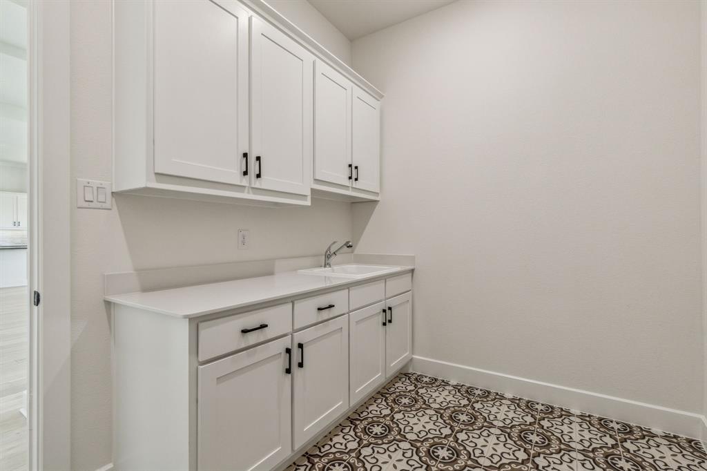 Lakeway Estates - Residential