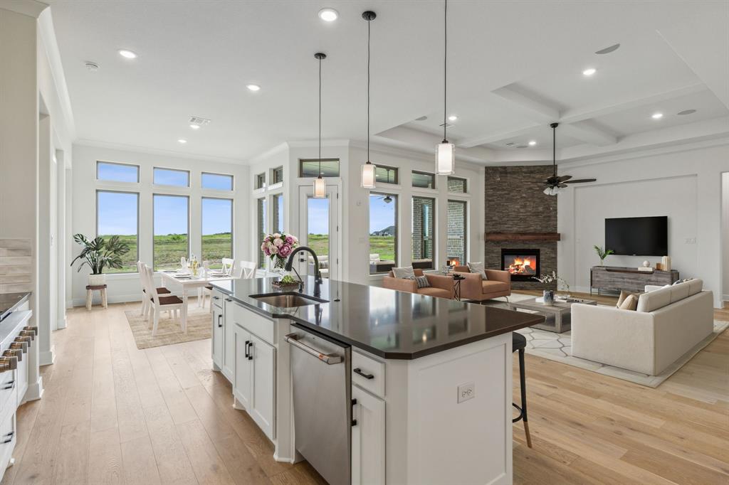 Lakeway Estates - Residential