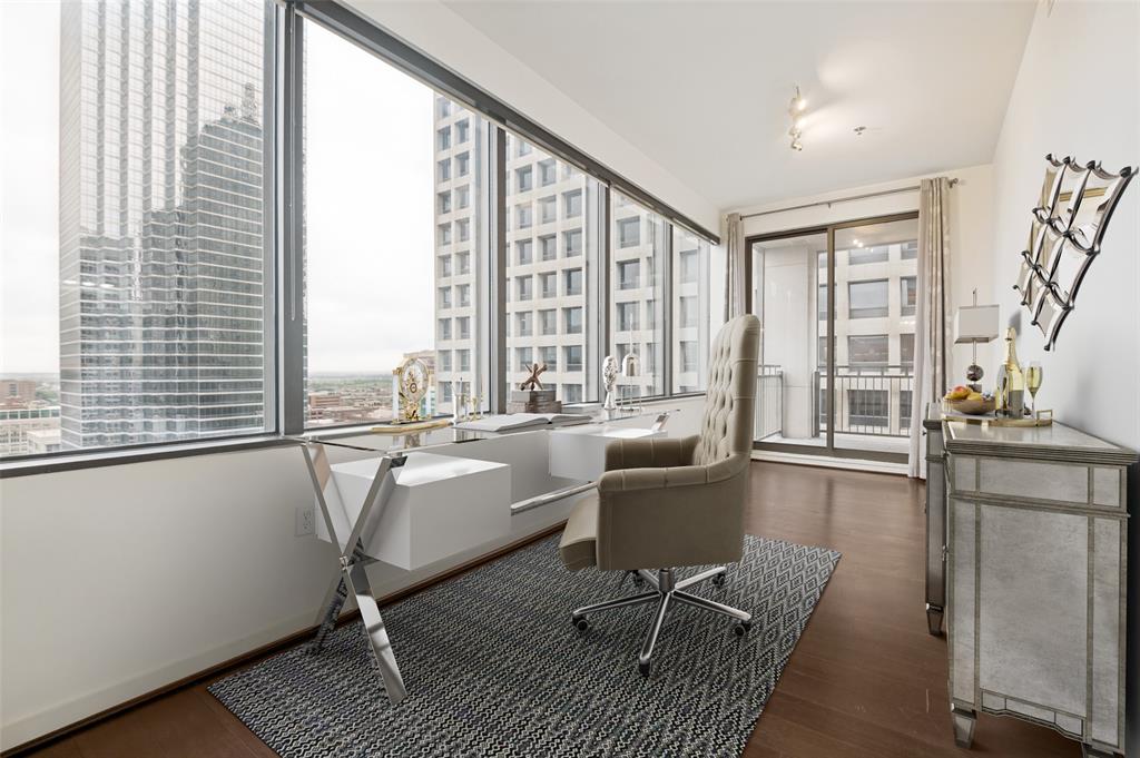Metropolitan 1200 Main St Condo - Residential