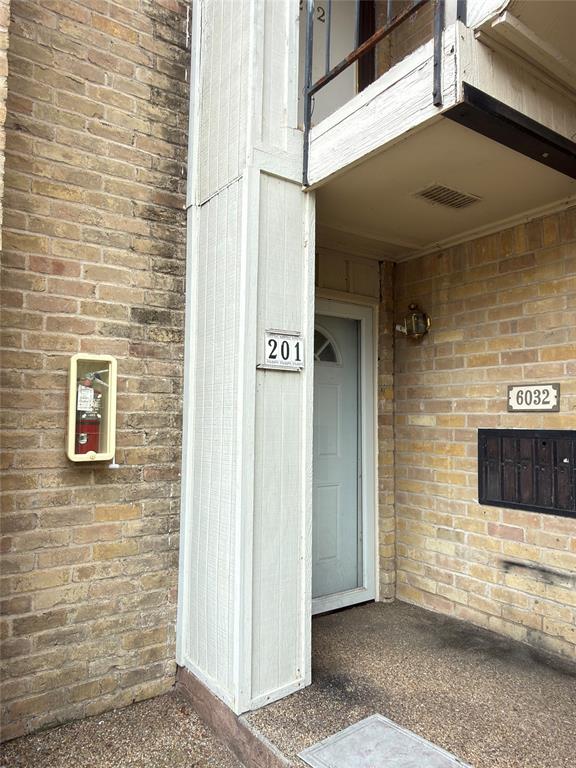 Spanish Gardens Condo - Residential