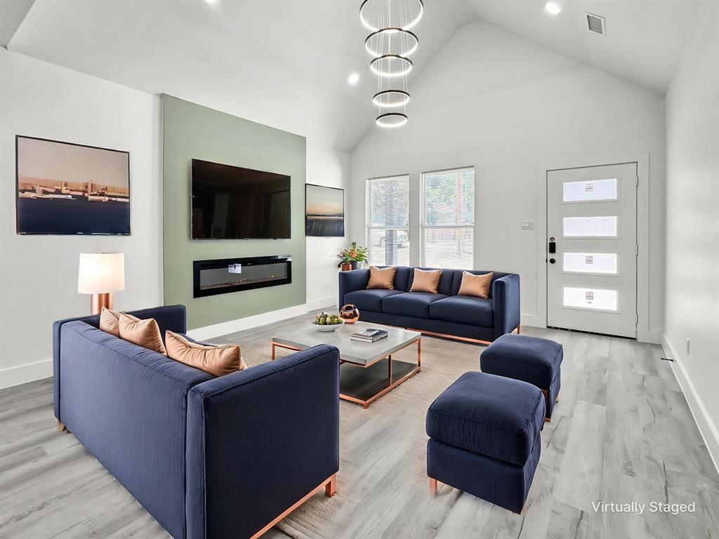 Delafield Estates - Residential