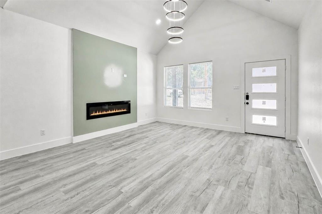 Delafield Estates - Residential