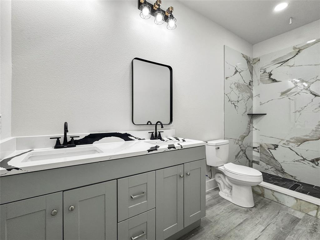 Delafield Estates - Residential