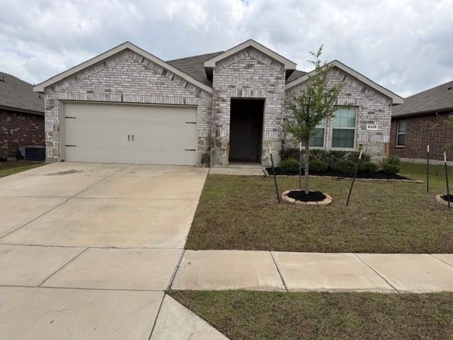 Nice 4 Bedroom, 2 Bath. Looks new on inside, fresh paint. Covered back porch, open floor plan.