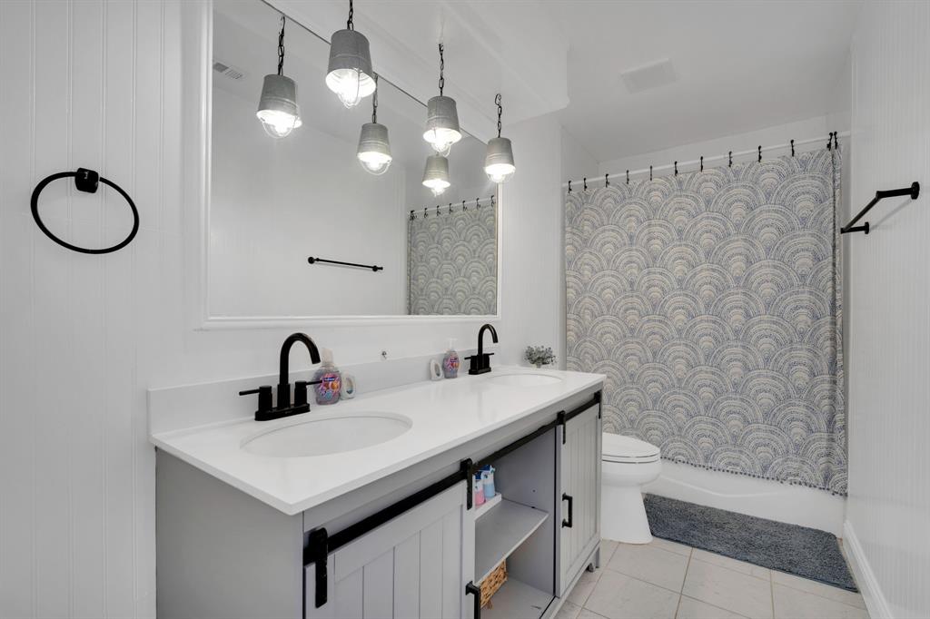 Hillview Rev - Residential