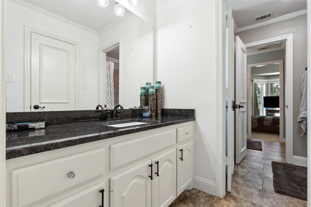 Woodland Hills Colleyville - Residential