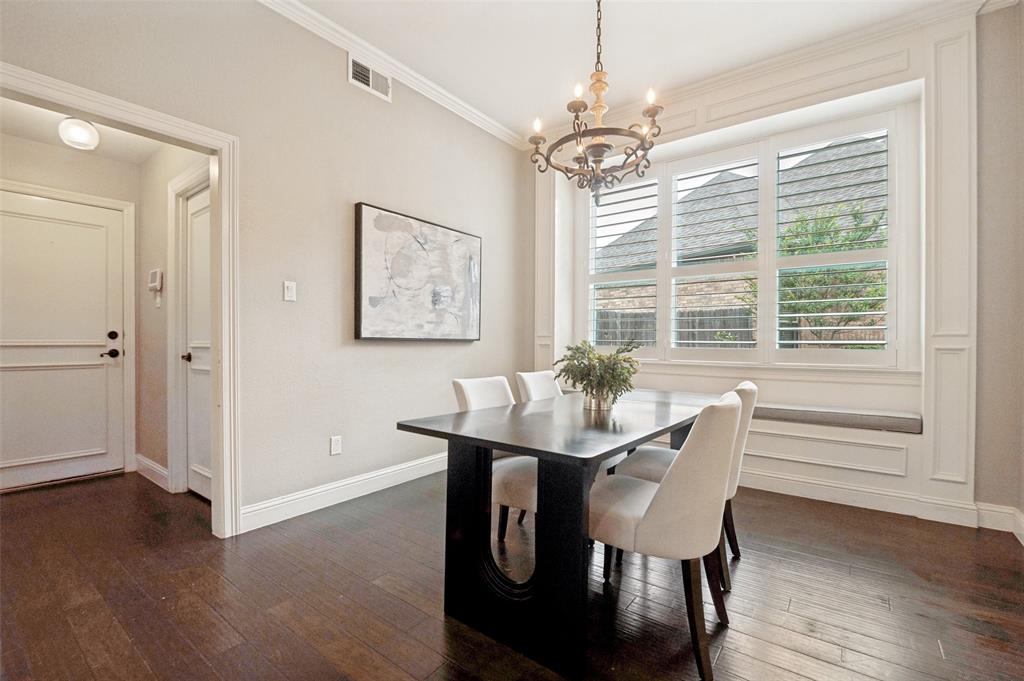 Woodland Hills Colleyville - Residential
