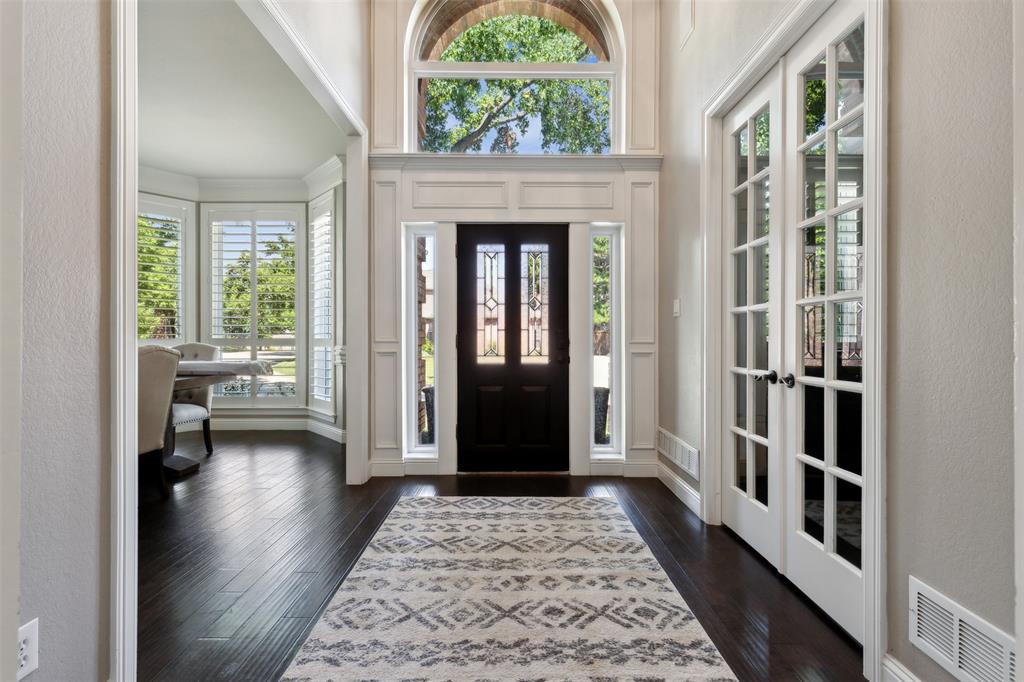 Woodland Hills Colleyville - Residential