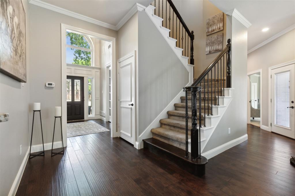 Woodland Hills Colleyville - Residential