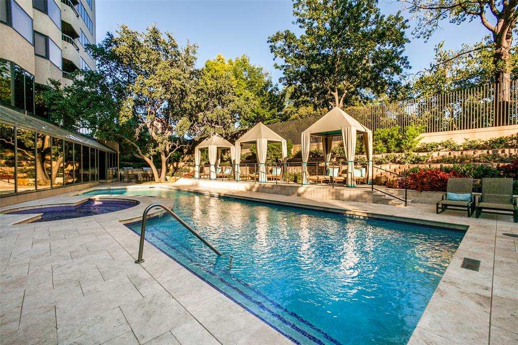 La Tour Condos - Residential