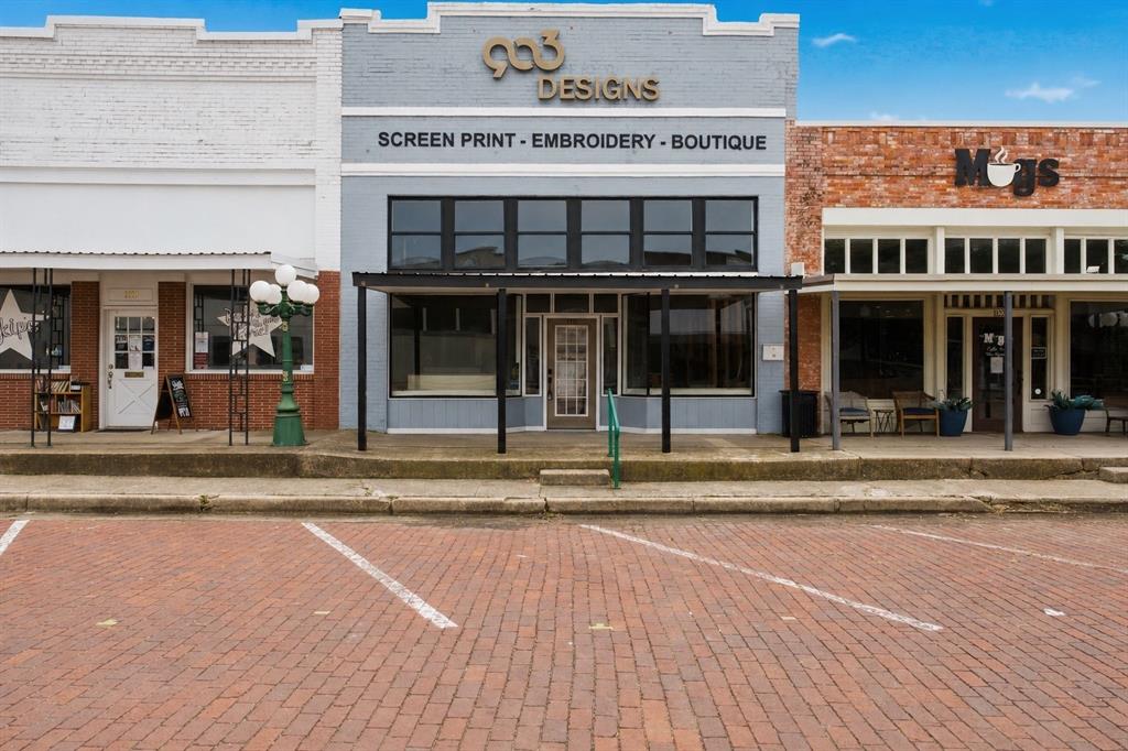 Orig Town Of Commerce - Commercial Sale