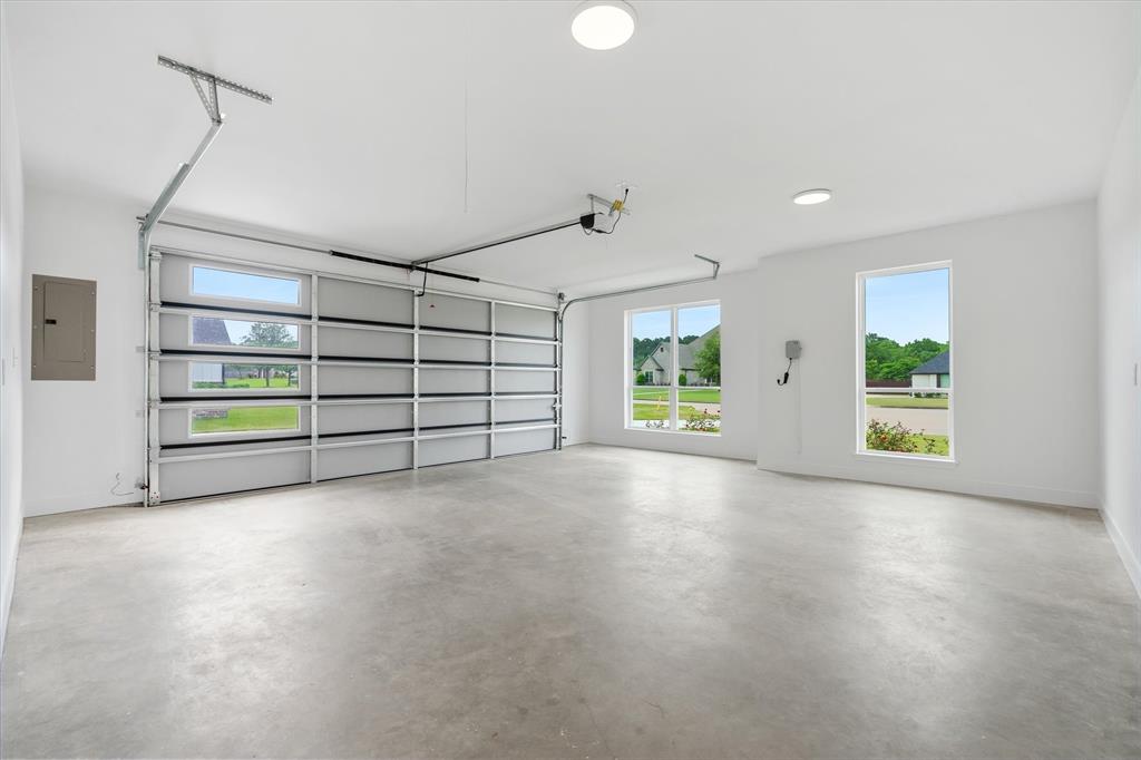 Crown Point Estates - Residential