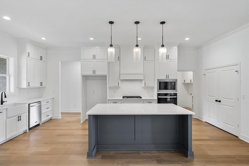 Crown Point Estates - Residential