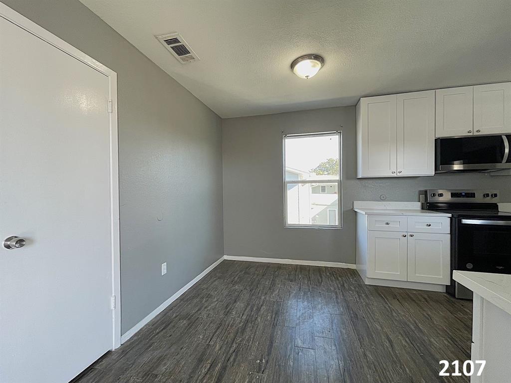 Cedar Rdg Arlington Town Homes - Residential Income
