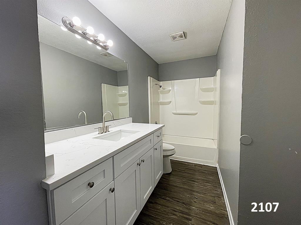 Cedar Rdg Arlington Town Homes - Residential Income