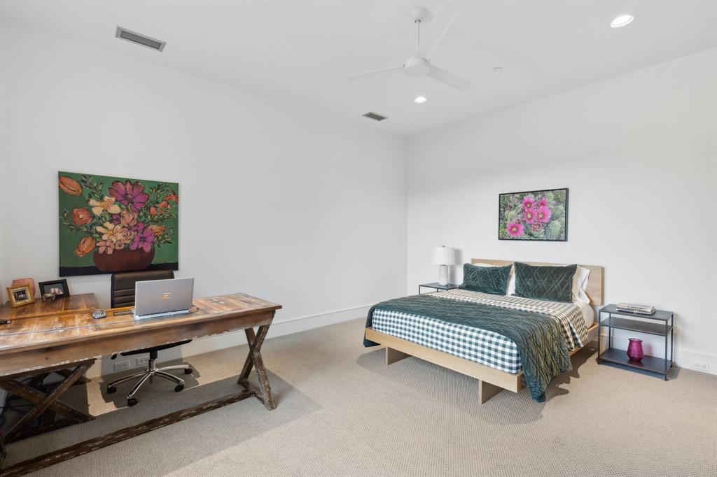 Jackson Heights 01 - Residential