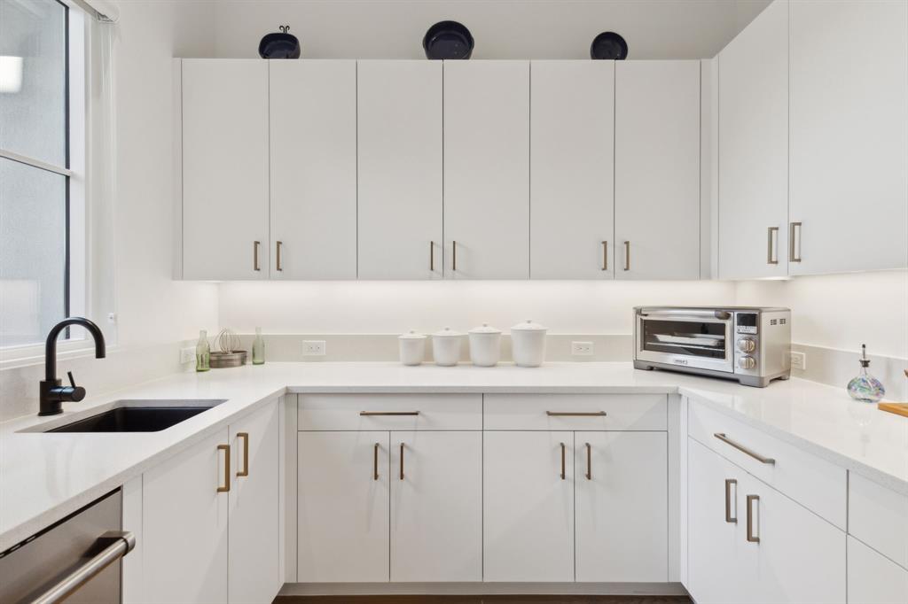 Jackson Heights 01 - Residential