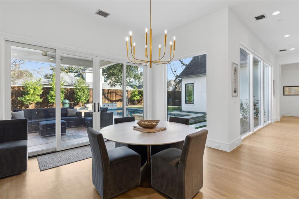 Jackson Heights 01 - Residential