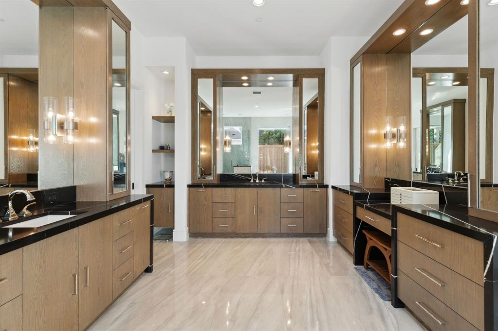 Jackson Heights 01 - Residential