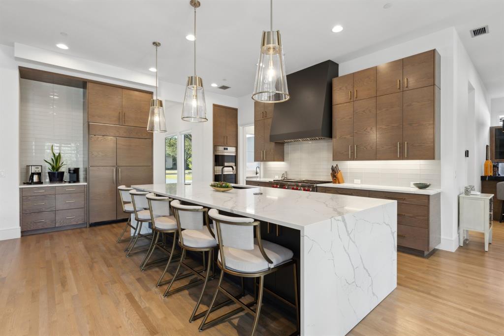 Jackson Heights 01 - Residential