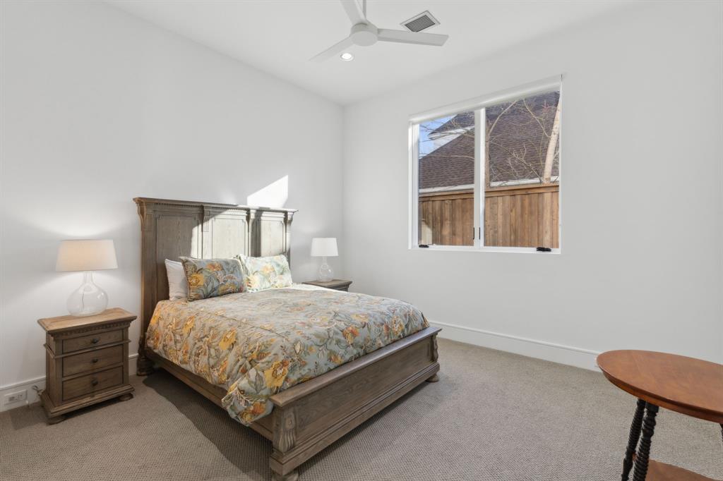 Jackson Heights 01 - Residential