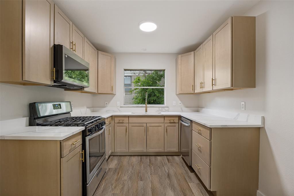 Singing Hills - Residential
