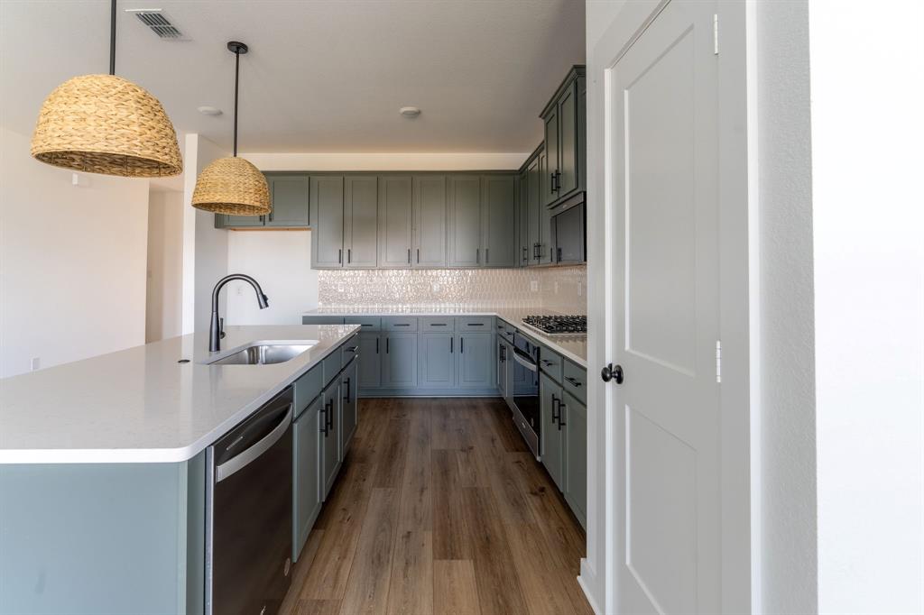 Prairie Rdg Ph 7 - Residential