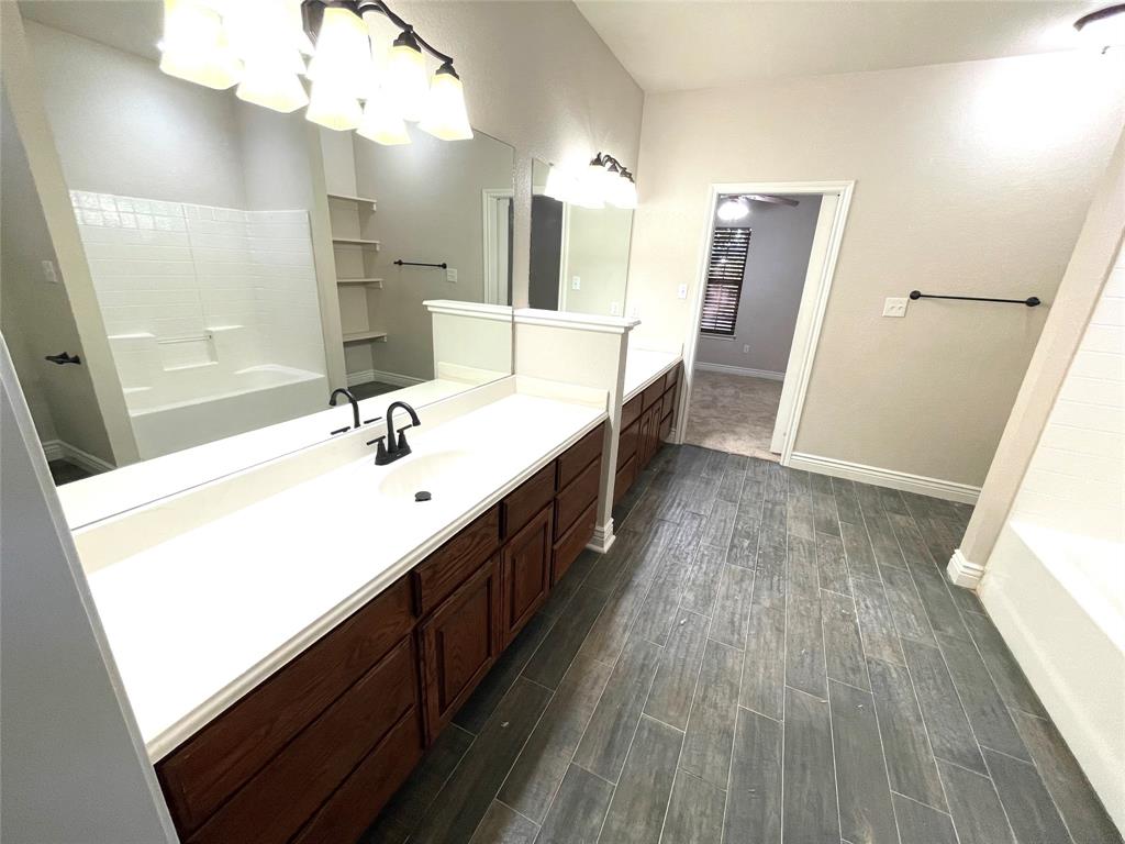 Oakwood Estates - Residential Lease