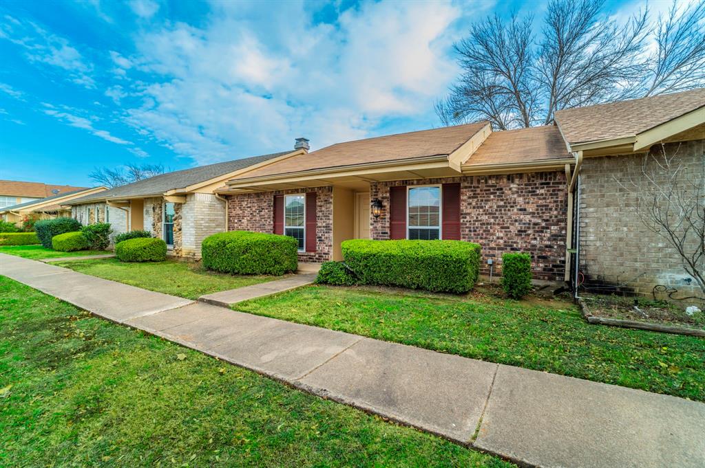 Mountain Creek Twnhs 02 - Residential