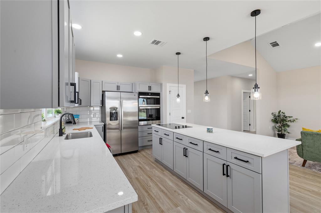 LONGHORN PHASE 1 - Residential