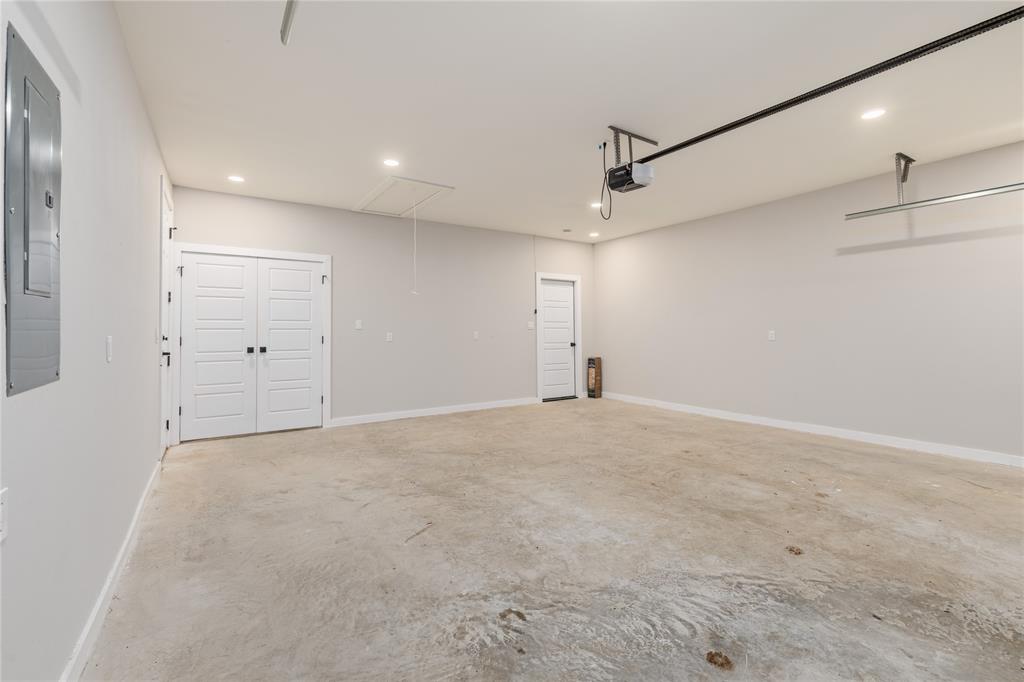 LONGHORN PHASE 1 - Residential