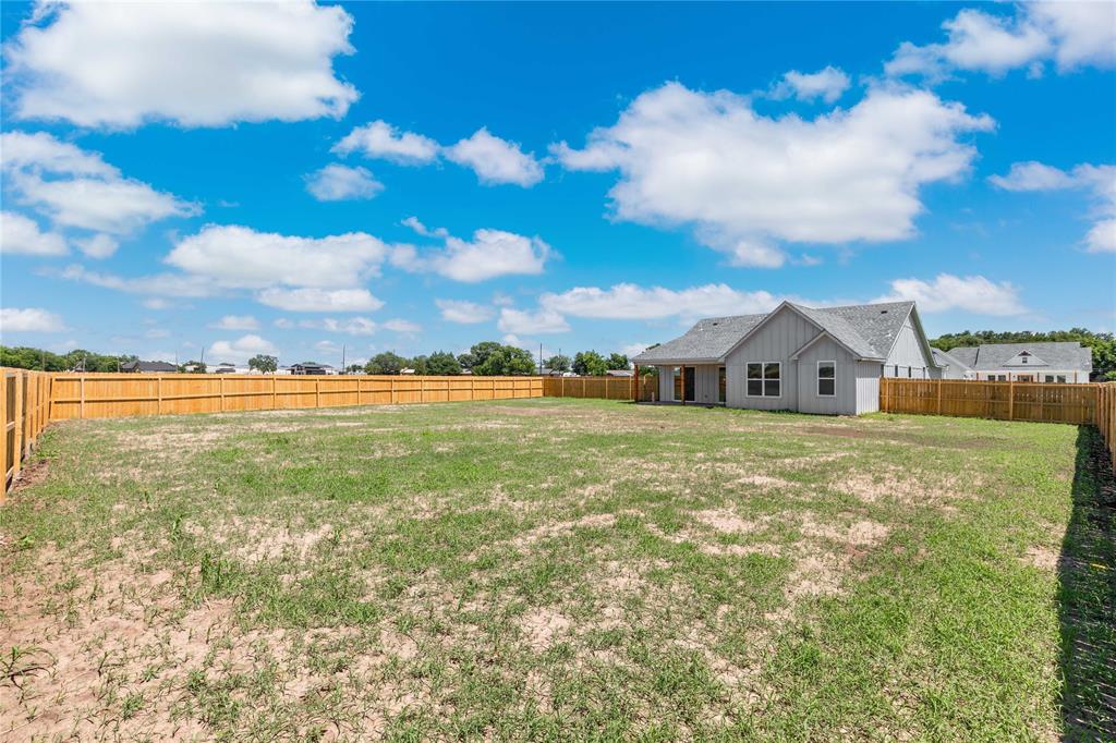 LONGHORN PHASE 1 - Residential