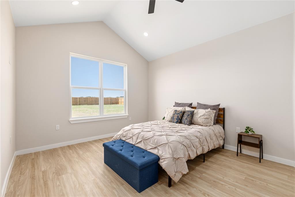 LONGHORN PHASE 1 - Residential