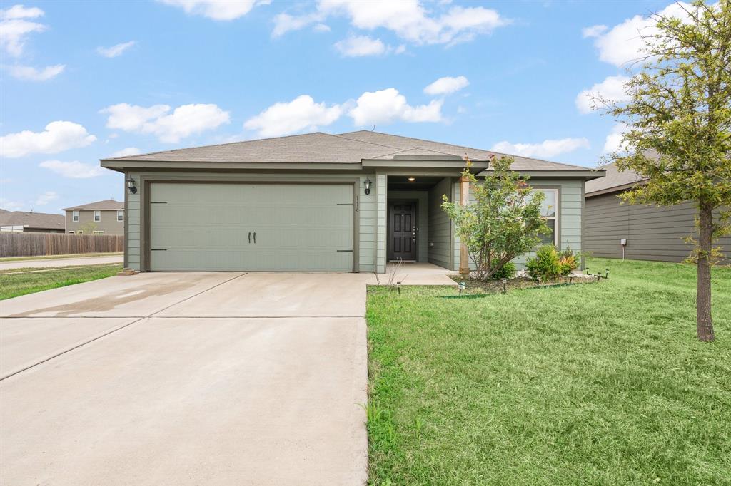 Motivated seller! Can assist with closing cost or rate buy-down. Nestled in the peaceful community of Patriot Estates and conveniently located near HWY 67, this home boasts an open concept layout, perfect for entertaining. The kitchen features granite countertops, an island breakfast bar, a pantry, and ample cabinet and countertop space. The split bedroom arrangement offers privacy for the primary suite. Situated on an oversized corner lot, this home is truly a must-see!