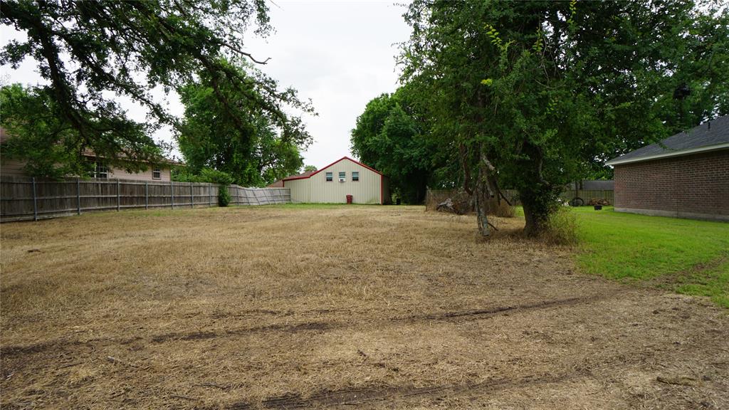 Inglish Estate Add - Land