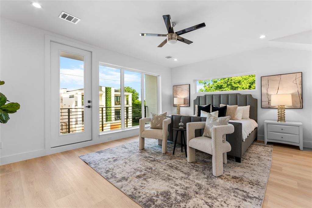 Hollyville - Residential