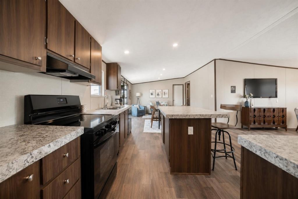 Runaway Bay Unit 7A - Residential