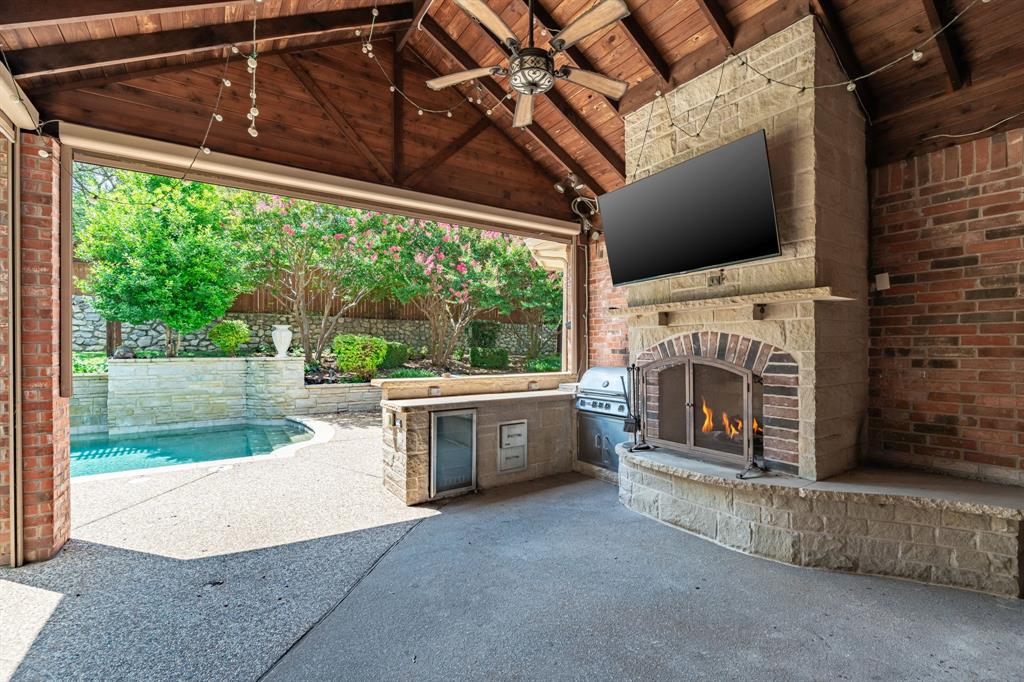 Hackberry Ridge - Residential