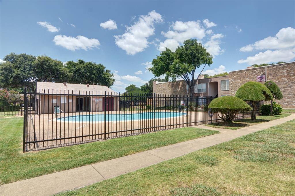 Woodhaven Condo - Residential