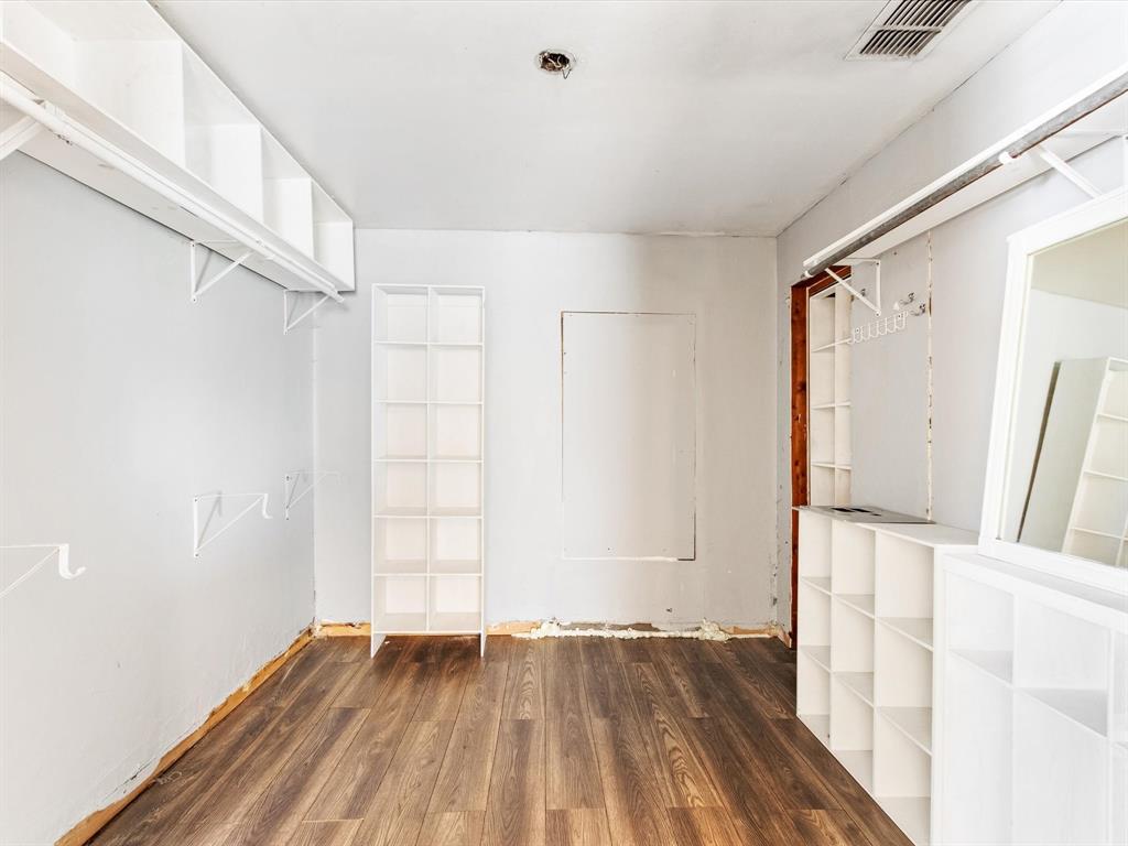 Burton Acres - Residential