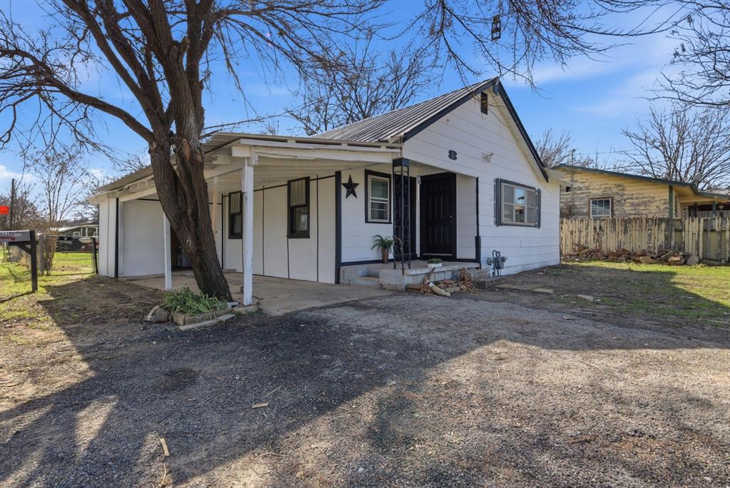 Lipan - Residential
