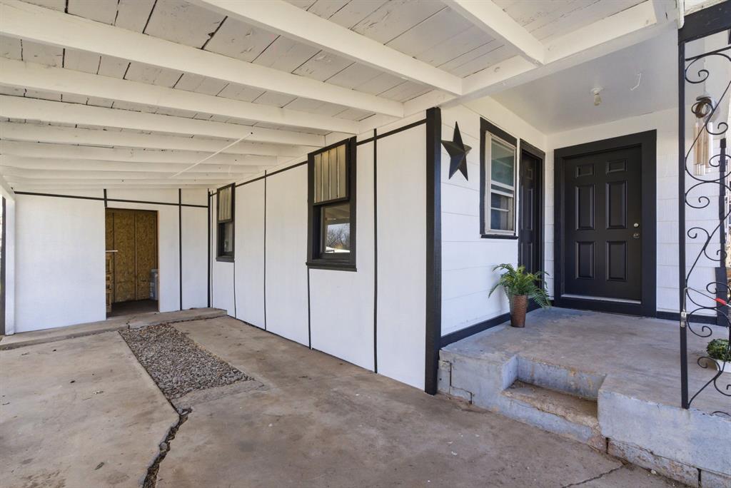 Lipan - Residential