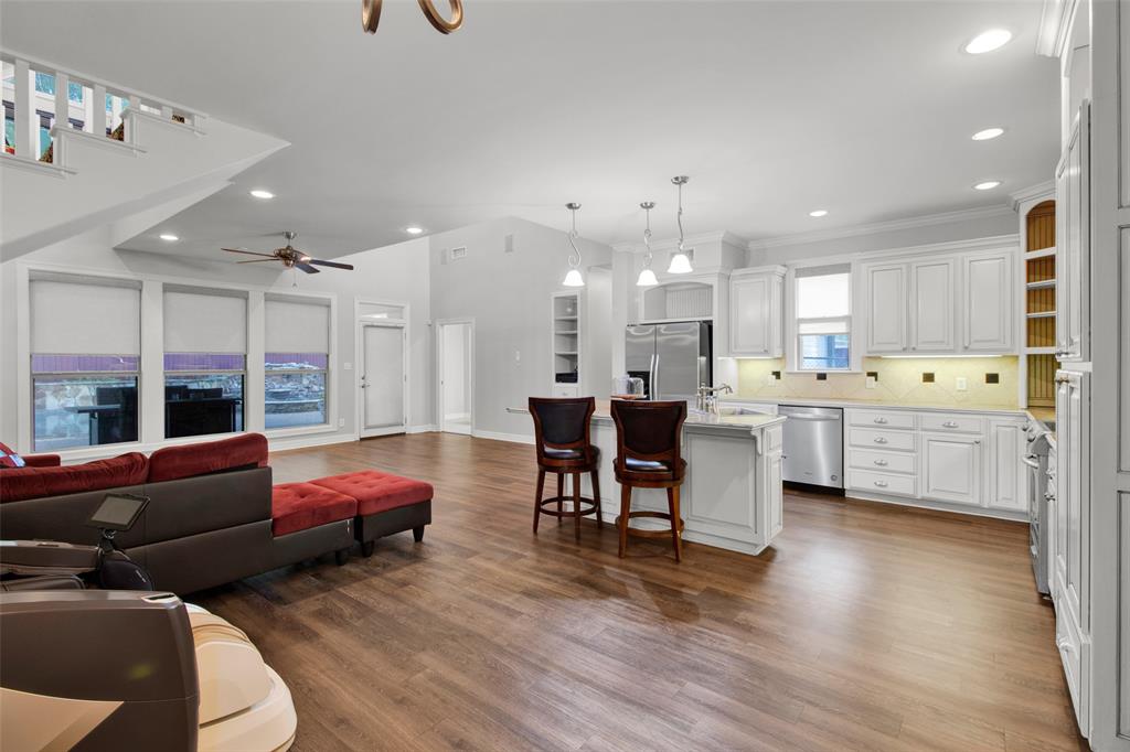 LT 21 BLK 1 HOLLY RIDGE ADDN - Residential