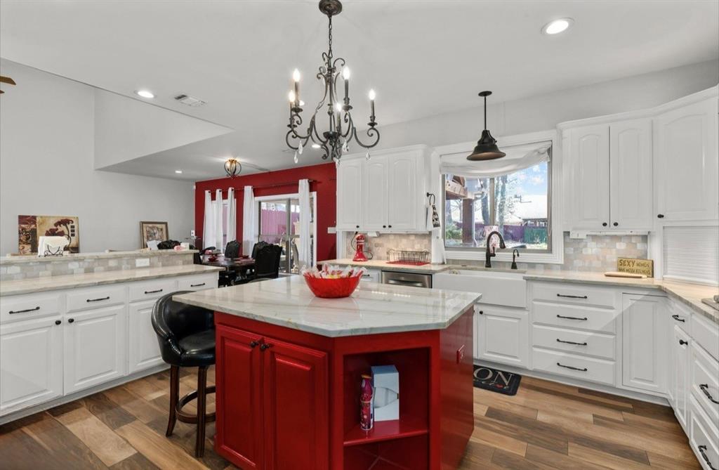 LT 21 BLK 1 HOLLY RIDGE ADDN - Residential