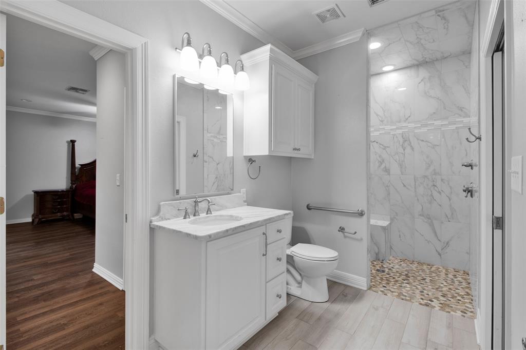 LT 21 BLK 1 HOLLY RIDGE ADDN - Residential