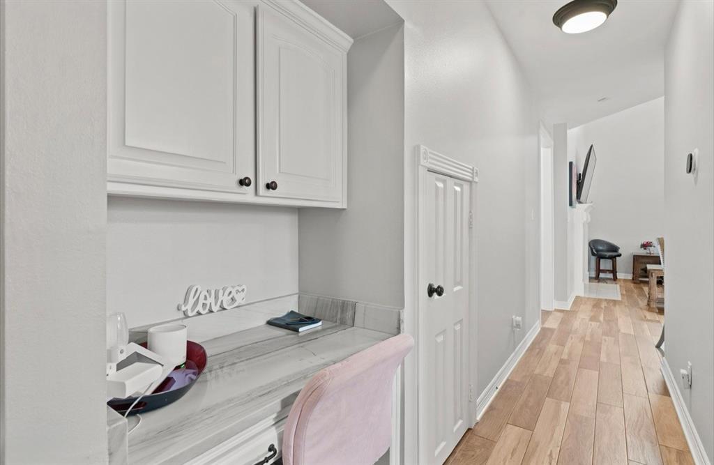 LT 21 BLK 1 HOLLY RIDGE ADDN - Residential