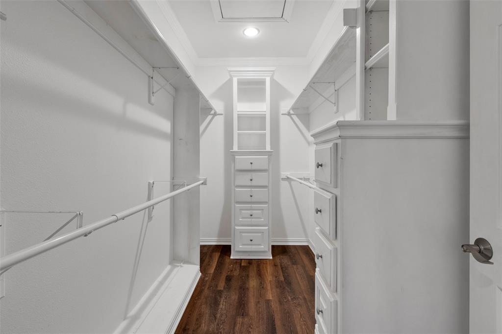 LT 21 BLK 1 HOLLY RIDGE ADDN - Residential